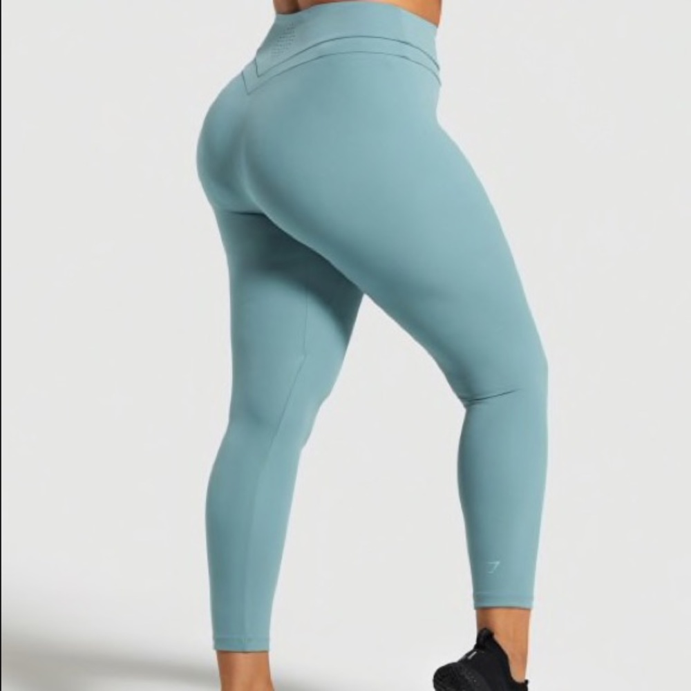 BNWT gymshark x Whitney simmon leggings